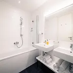 Lejlighed Bellevue Residences - Luxurious Lakeside *