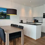 Bellevue Residences - Luxurious Lakeside Apartment Zell am See