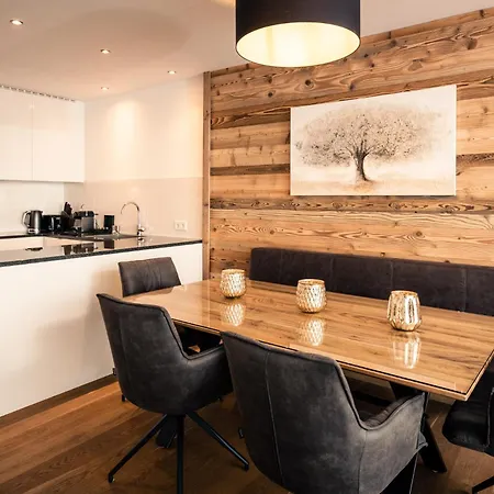 Bellevue Residences - Luxurious Lakeside Apartment Zell am See