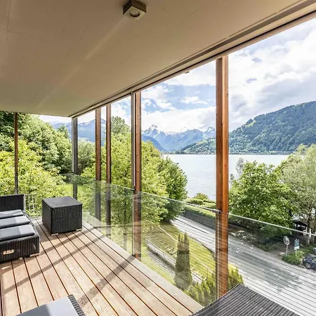 아파트 Bellevue Residences - Luxurious Lakeside