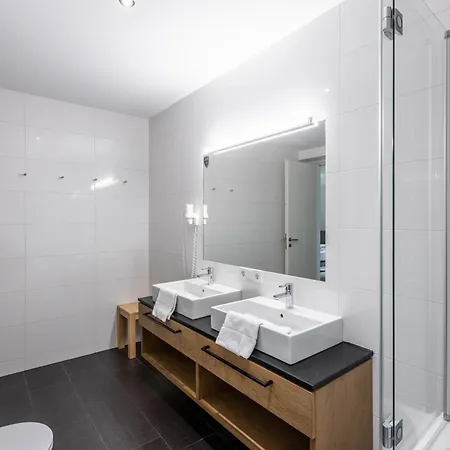 Apartment Bellevue Residences - Luxurious Lakeside Zell am See