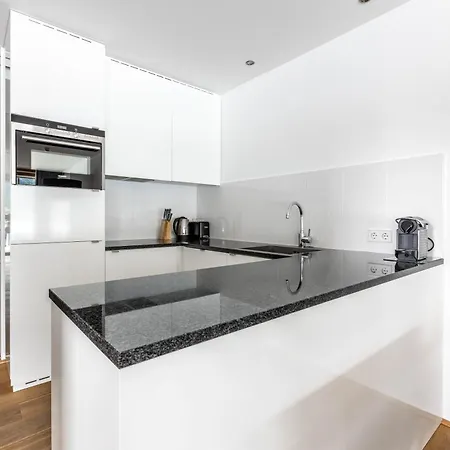 Bellevue Residences - Luxurious Lakeside Apartment Zell am See