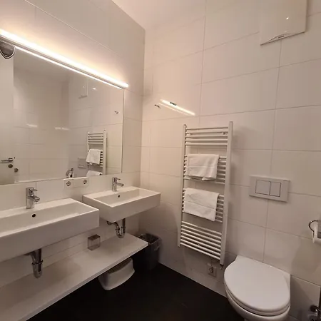 Διαμέρισμα Bellevue Residences - Luxurious Lakeside Τσελ αμ Ζέε