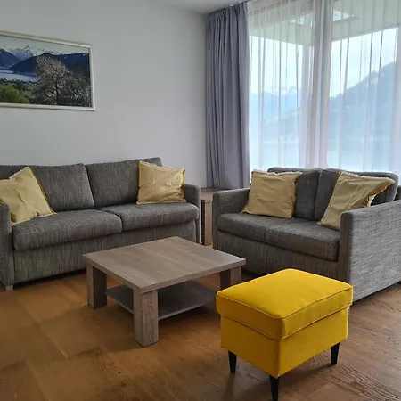 Bellevue Residences - Luxurious Lakeside Daire