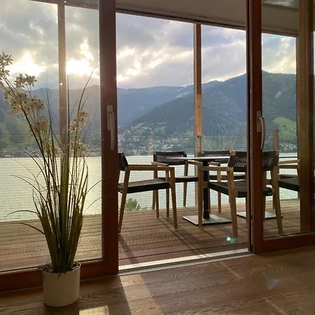 Apartmán Bellevue Residences - Luxurious Lakeside