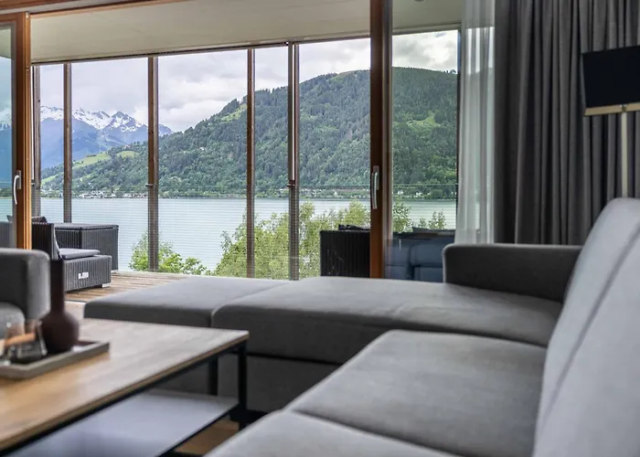 Διαμέρισμα Bellevue Residences - Luxurious Lakeside