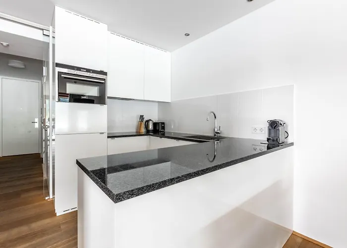 Bellevue Residences - Luxurious Lakeside Apartment Zell am See