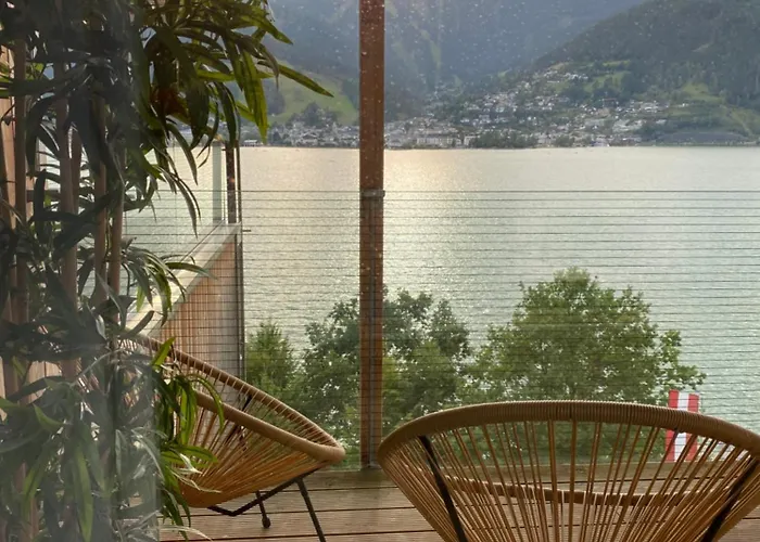 Apartment Bellevue Residences - Luxurious Lakeside