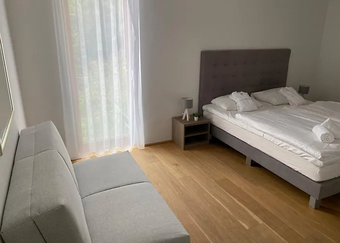 Bellevue Residences - Luxurious Lakeside Διαμέρισμα Τσελ αμ Ζέε