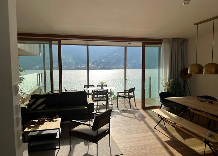 Διαμέρισμα Bellevue Residences - Luxurious Lakeside *