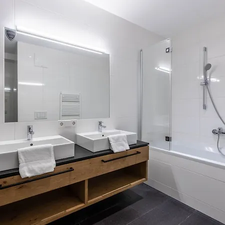 Bellevue Residences - Luxurious Lakeside Zell am See