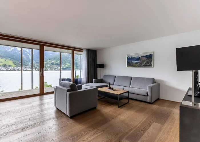 Bellevue Residences - Luxurious Lakeside Appartement